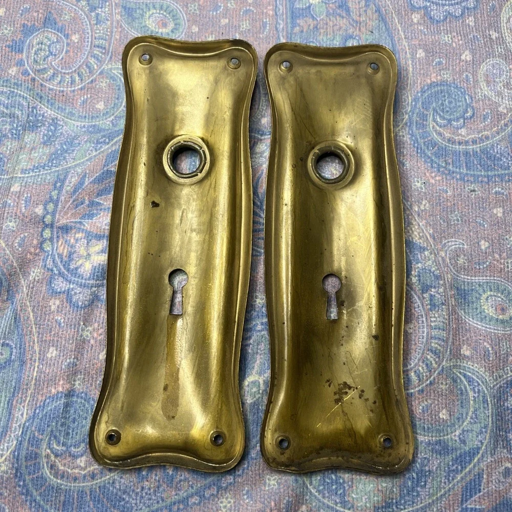 Set Of 2 Antique Victorian Brass Door Knob Backplates Keyhole Cast - Picture 2 of 10